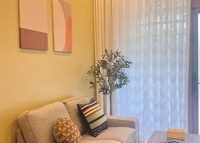 Nueng Rana 151 Scandinavian Hideaway Yaowarat Bkk